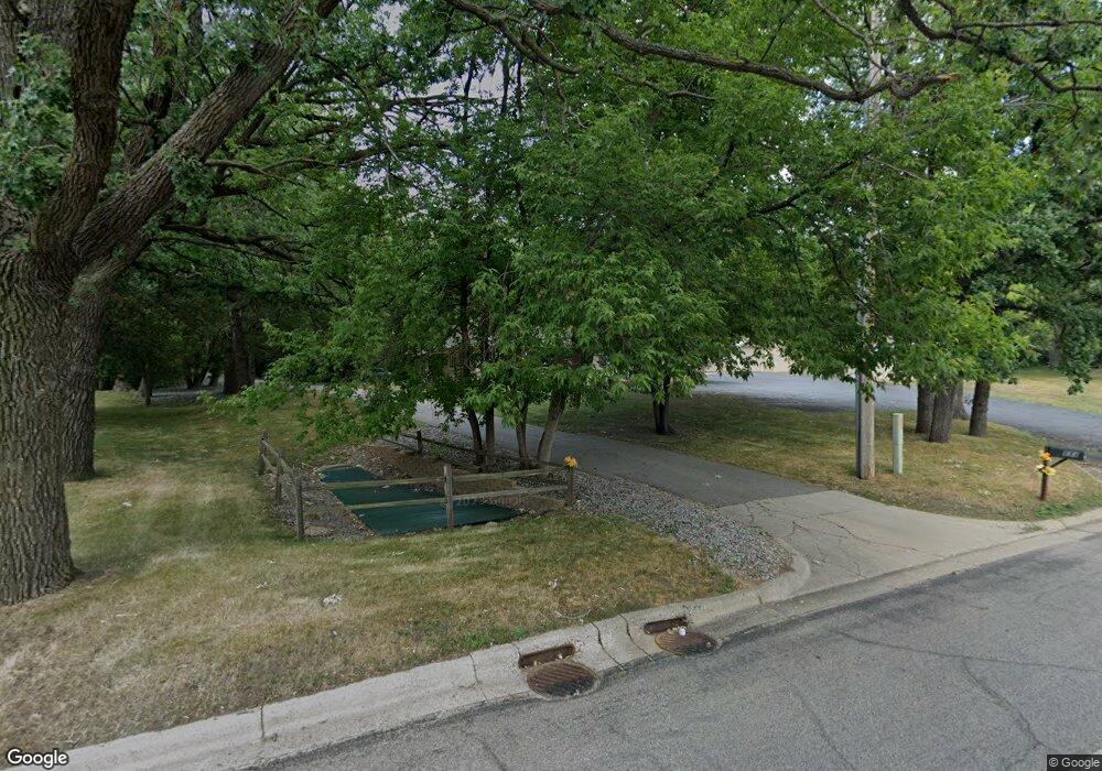 617 5th St S, Sauk Rapids, MN 56379 - photo 1