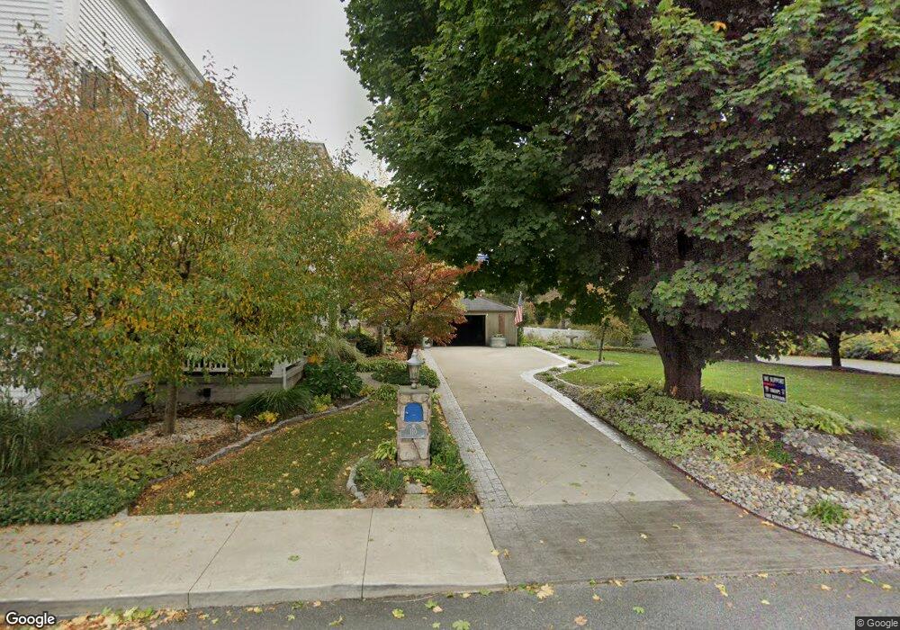 110 104 108 110 Harriet St S, Throop, PA 18512 - photo 1