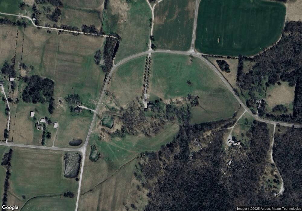 1135 John Lunn Rd, Lewisburg, TN 37091 - photo 1