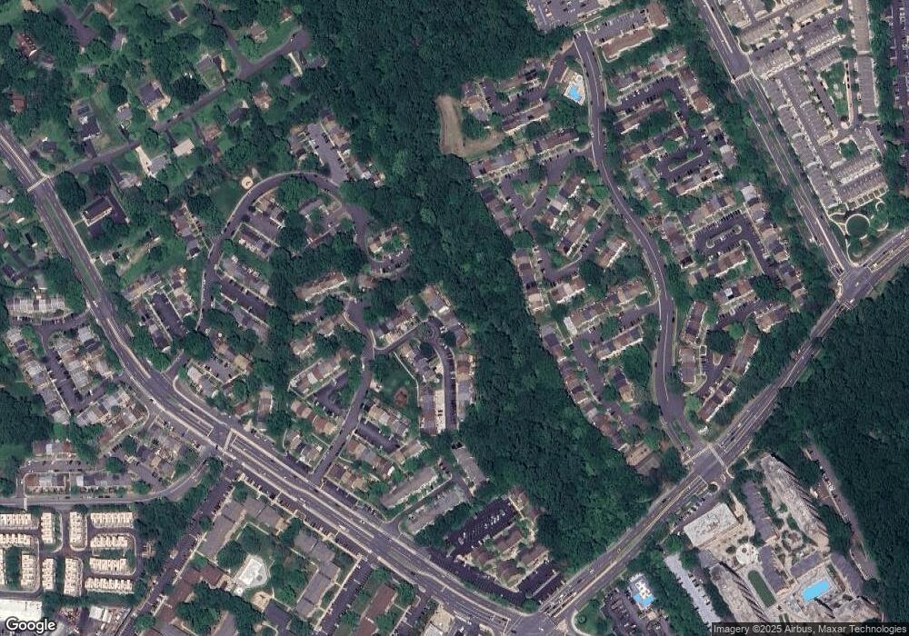 3023 Mission Square Dr, Fairfax, VA 22031 - photo 1