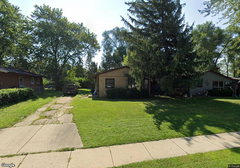 326 Tulsa Ave, Carpentersville, IL 60110 - photo 1