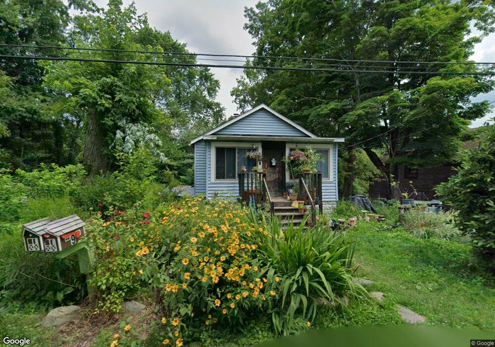 9 Rymph Blvd, Poughkeepsie, NY 12601 - photo 1