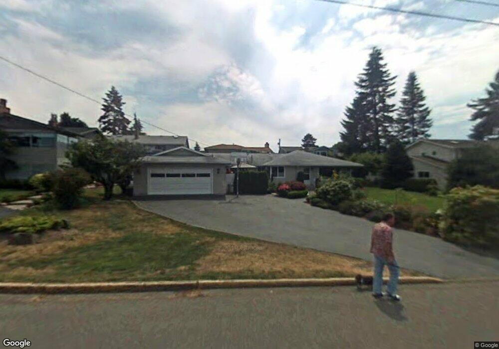 560 Hemlock Way, Edmonds, WA 98020 - photo 1