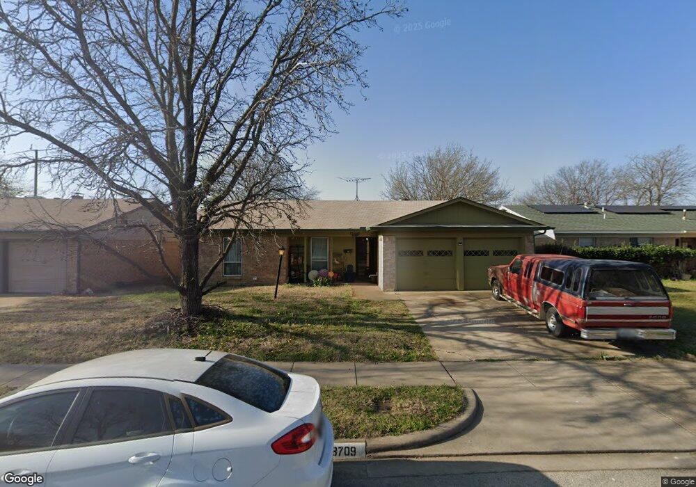 3709 Madrid Dr, Fort Worth, TX 76133 - photo 1