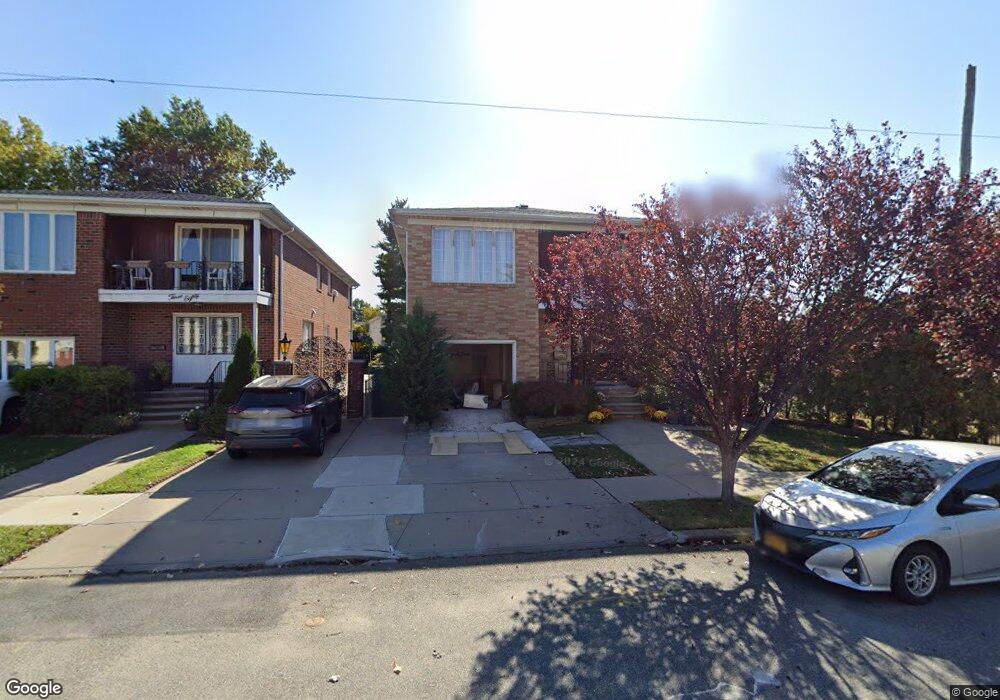 384 Caswell Ave, Staten Island, NY 10314 - photo 1