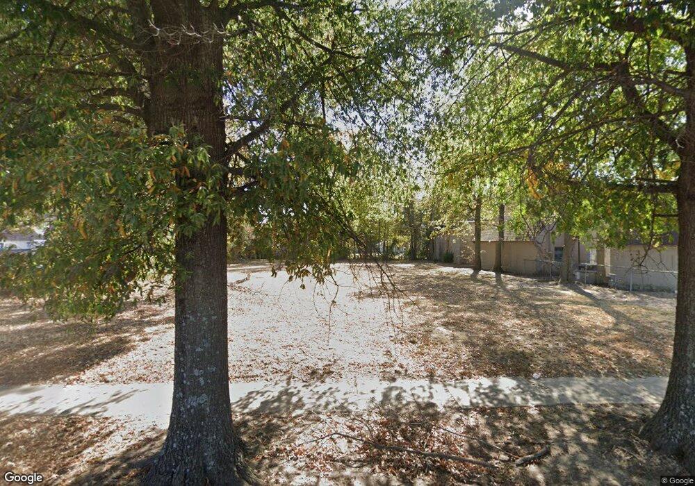 2319 W Okmulgee St, Muskogee, OK 74401 - photo 1