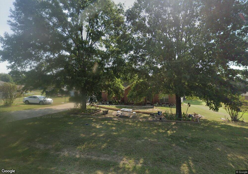 1915 Sara Rd, Texarkana, TX 75501 - photo 1