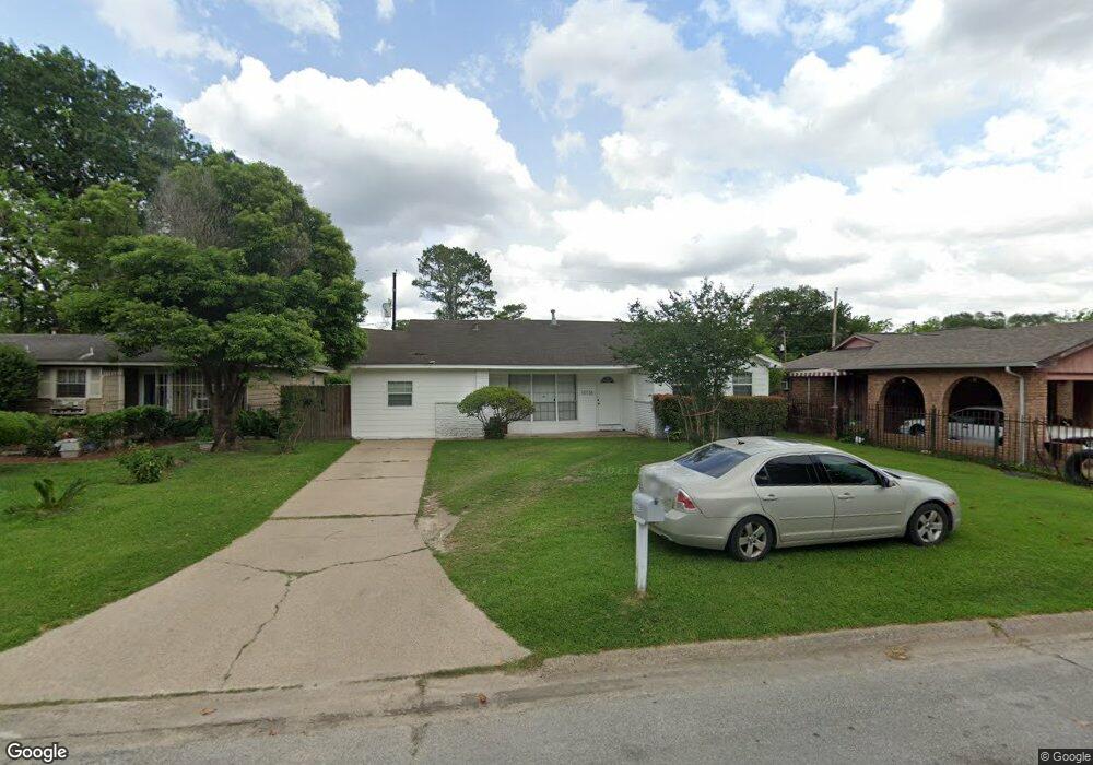 10126 Cheeves Dr, Houston, TX 77016 - photo 1