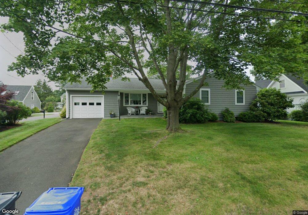 5 Sunset Manor Rd, Branford, CT 06405 - photo 1