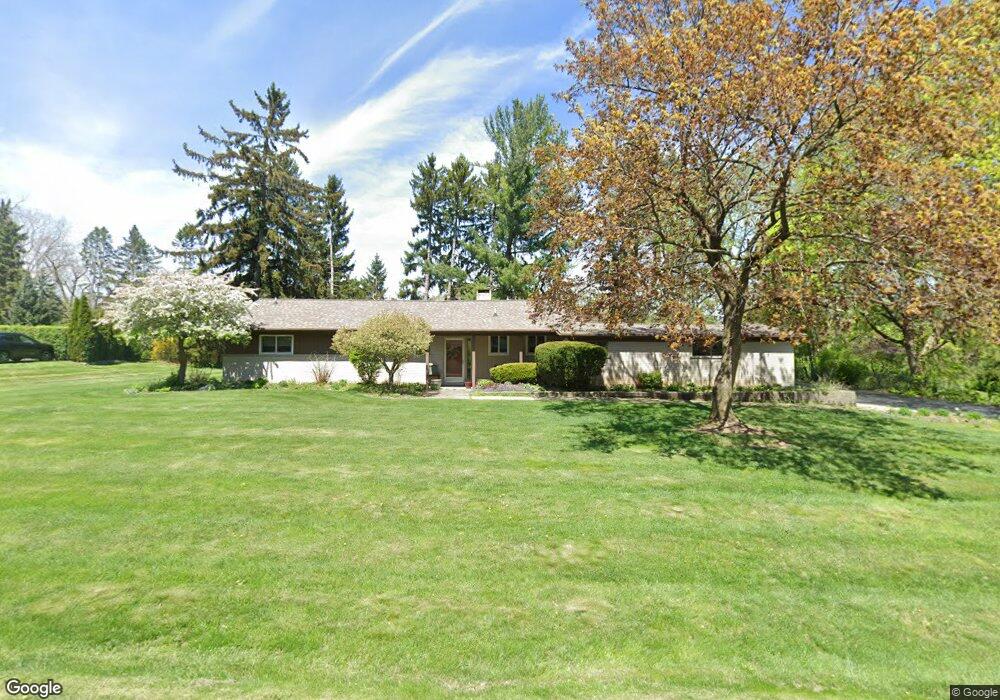 1199 Peveril Rd, Bloomfield Hills, MI 48304 - photo 1