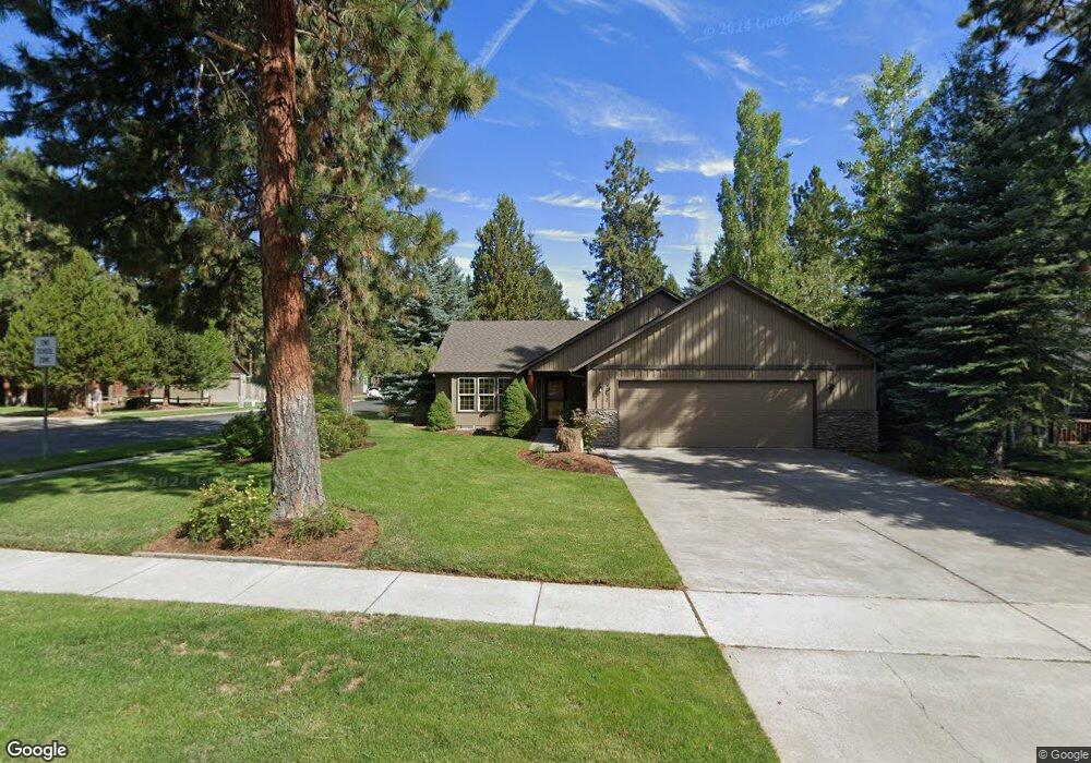 19892 Antler Point Dr, Bend, OR 97702 - photo 1