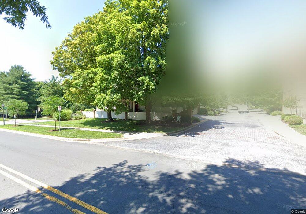 5710 Balsam Grove Ct, Rockville, MD 20852 - photo 1