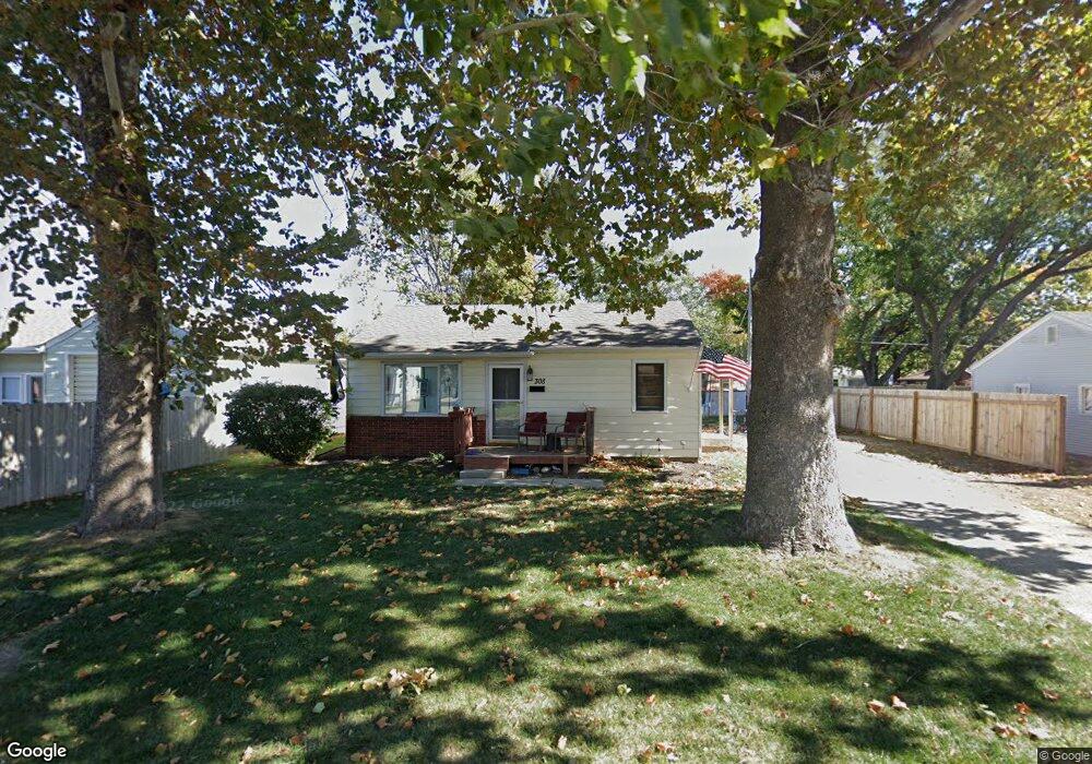 308 E 18th St N, Newton, IA 50208 - photo 1