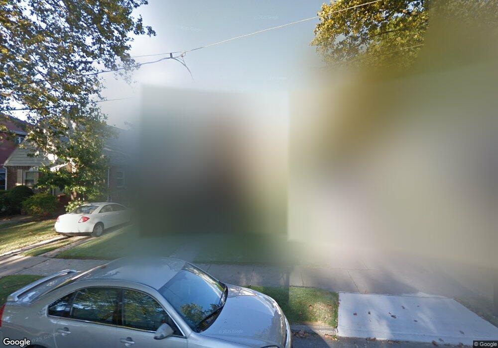 7639 171st St, Fresh Meadows, NY 11366 - photo 1