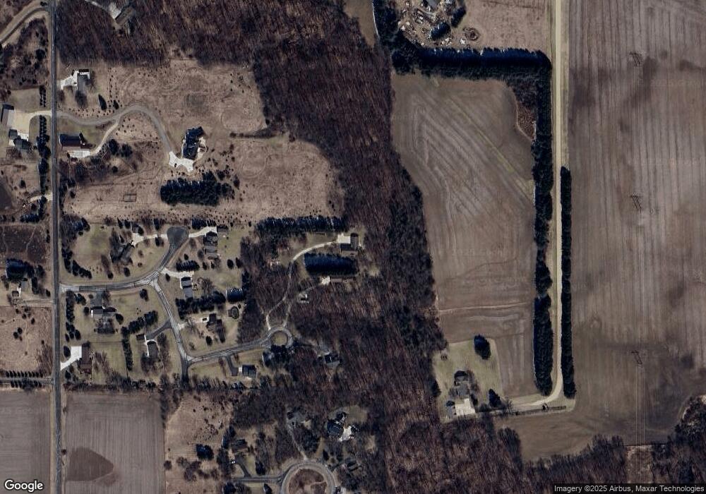 4410 Fox Hunter Ct, West Bend, WI 53090 - photo 1