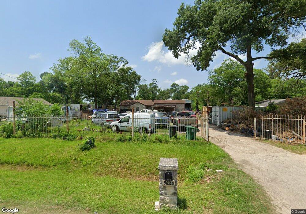 9025 Friendly Rd, Houston, TX 77093 - photo 1