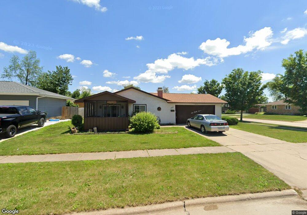 127 31st St NW, Cedar Rapids, IA 52405 - photo 1