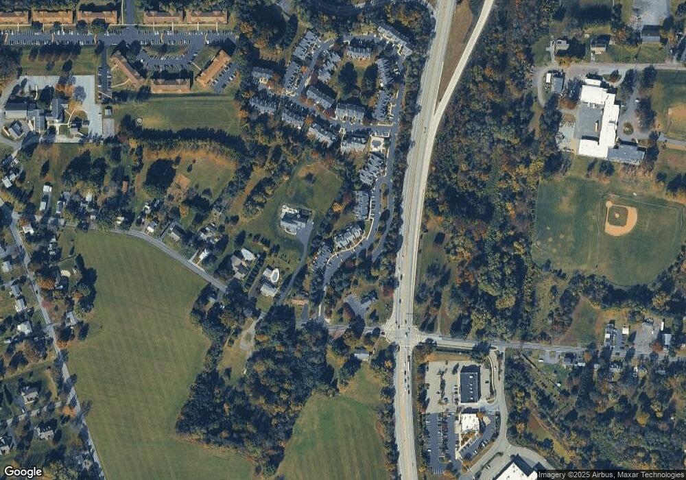 201 Coventry Pointe Ln, Pottstown, PA 19465 - photo 1