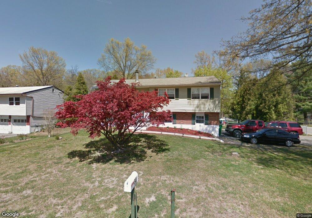 54 Sutton Park Rd, Poughkeepsie, NY 12603 - photo 1