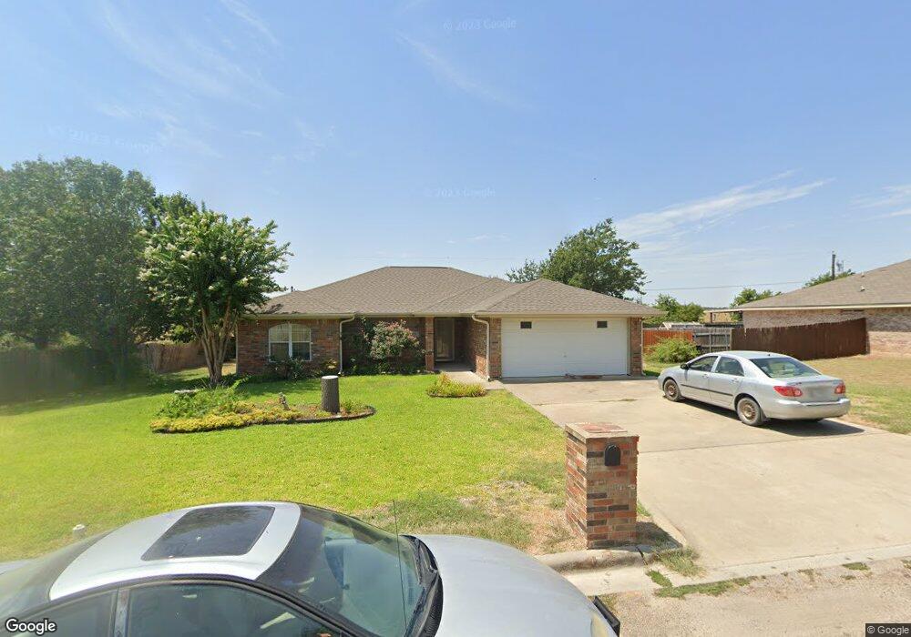 501 Shelly Dr, Troy, TX 76579 - photo 1