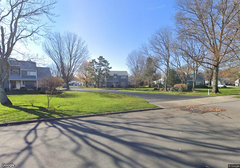 133 Field Point Dr, Fairfield, CT 06824 - photo 1