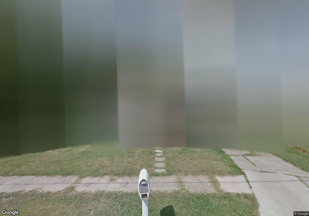 411 4th Ave SE, Ardmore, OK 73401 - photo 1