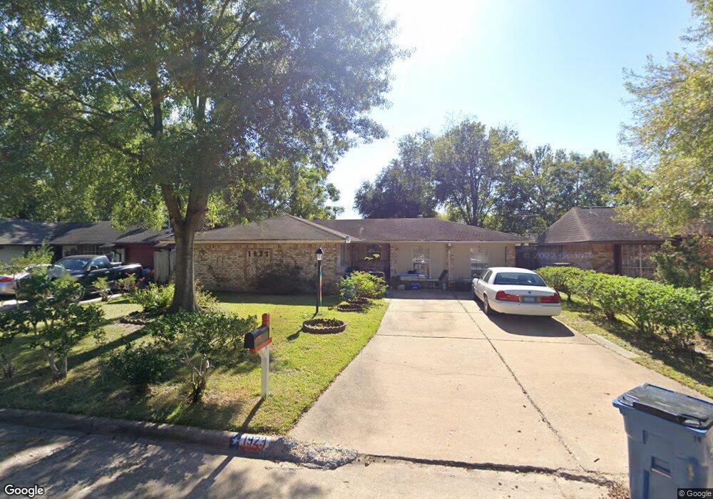 1923 Dormstom Ln, Houston, TX 77088 - photo 1