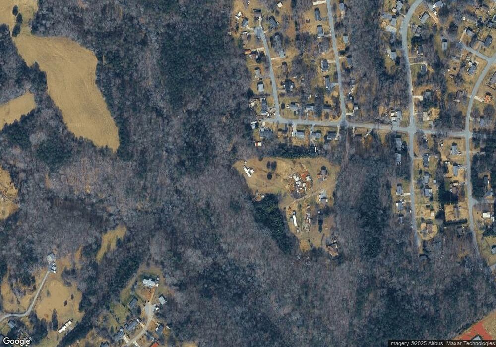 4967 Hilo Dr, Conover, NC 28613 - photo 1