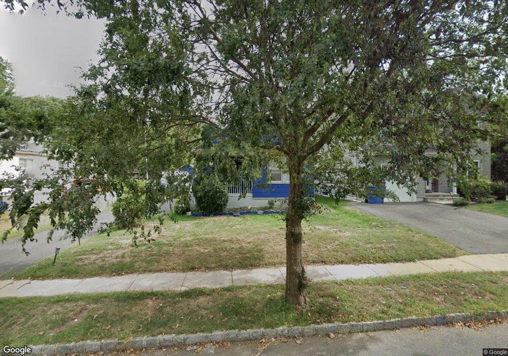 1811 W 4th St, Piscataway, NJ 08854 - photo 1