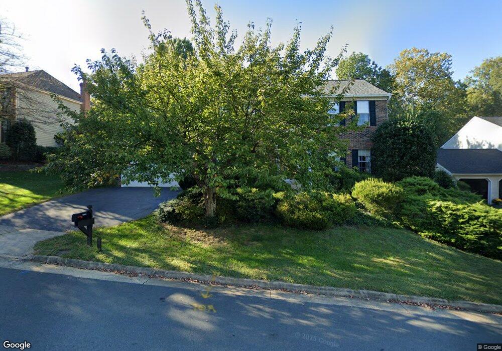 15414 Martins Hundred Dr, Centreville, VA 20120 - photo 1