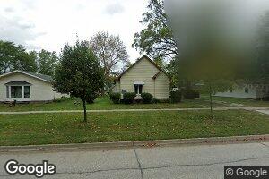 713 State St, Dexter, IA 50070