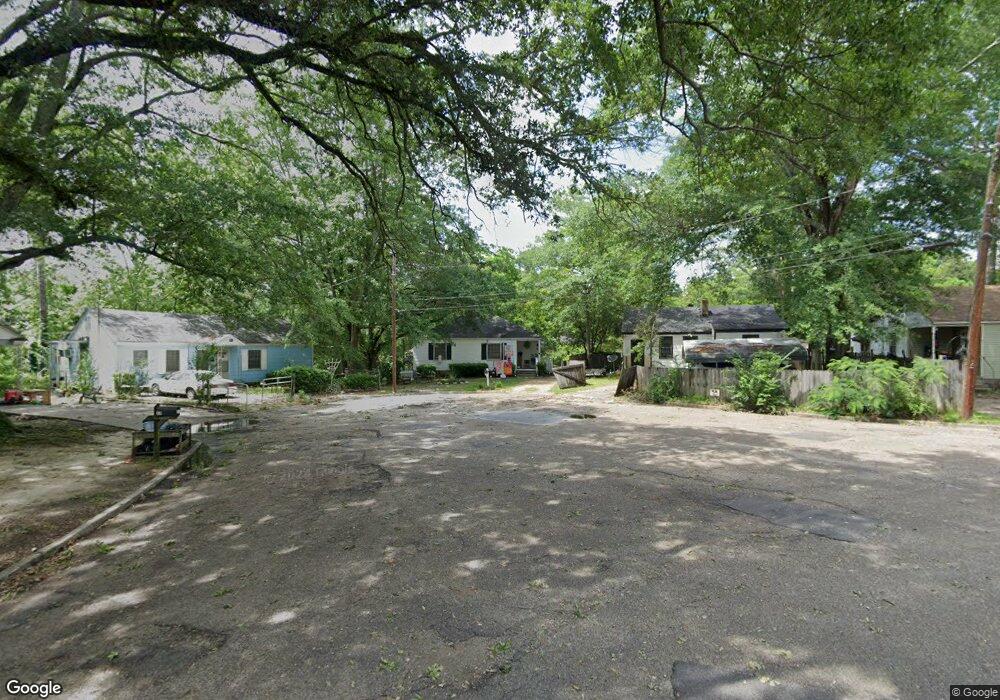 11 Marion Dr, Laurel, MS 39440 - photo 1