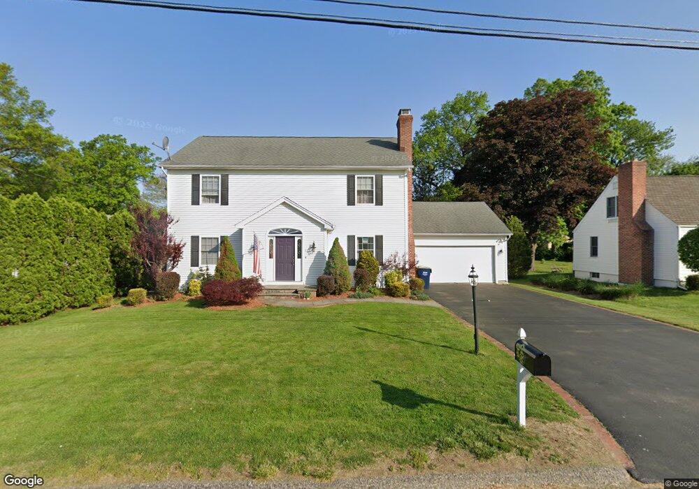 5 Arrowhead Rd, Trumbull, CT 06611 - photo 1