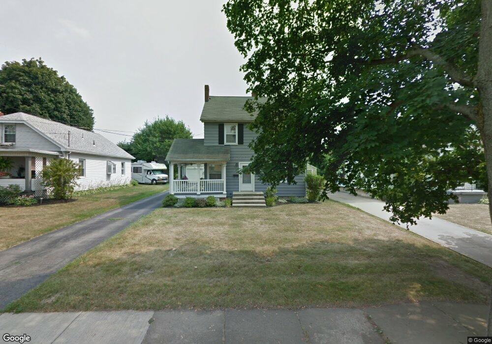 238 Como St, Struthers, OH 44471 - photo 1