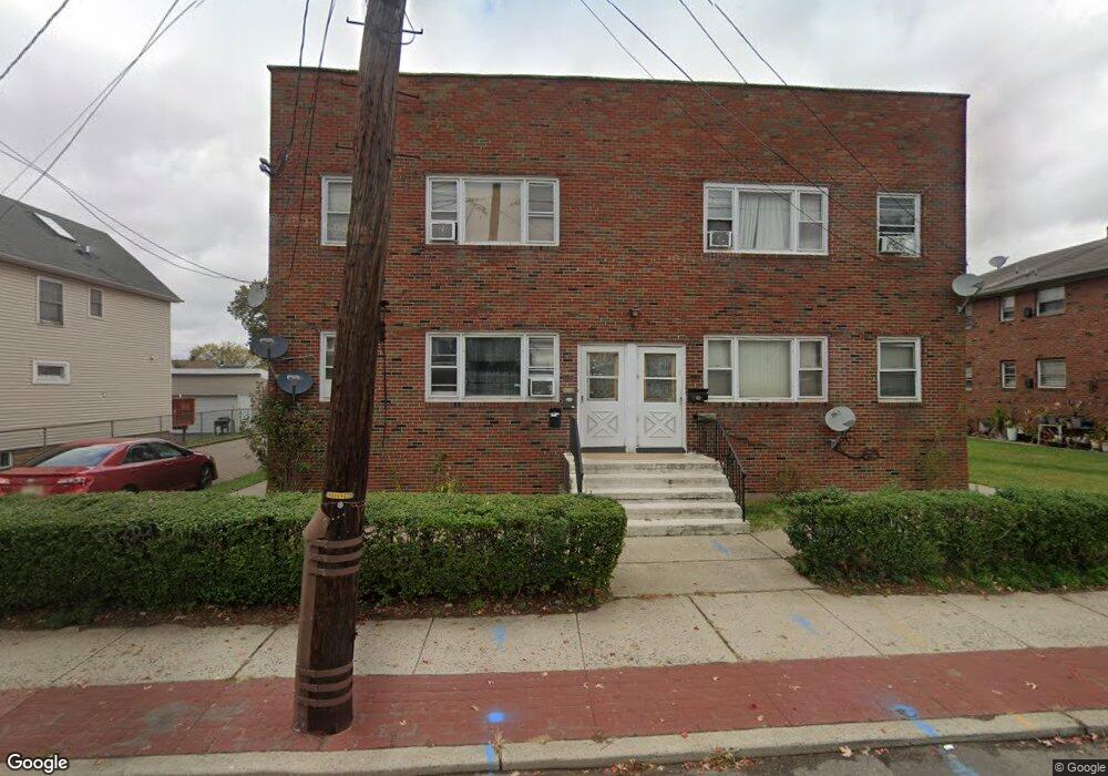 664 Roosevelt Ave unit 666, Carteret, NJ 07008 - photo 1