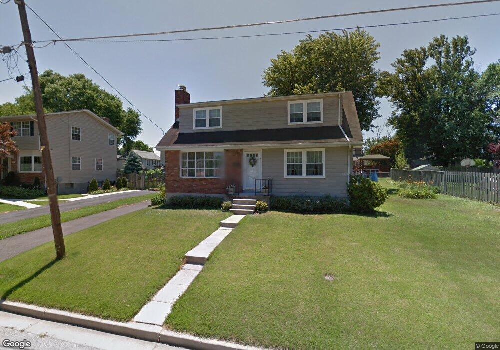 213 Hazel Ave, Halethorpe, MD 21227 - photo 1