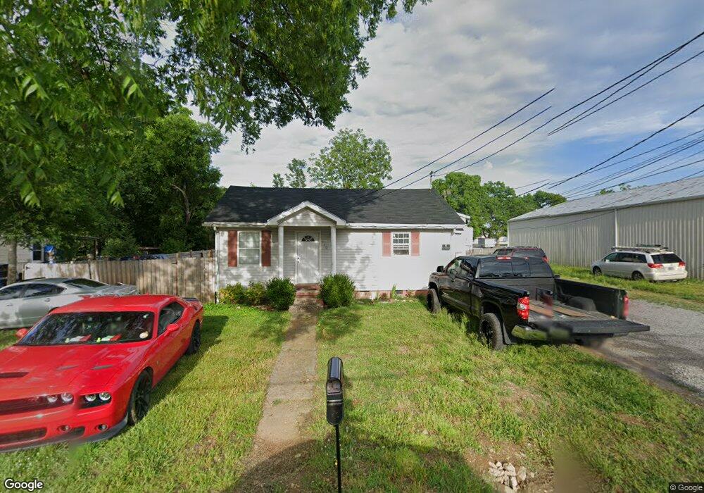 710 Hoover St, Shelbyville, TN 37160 - photo 1