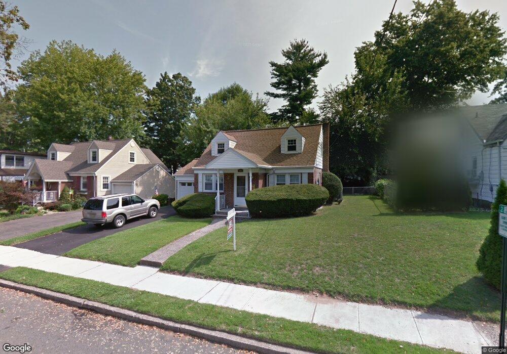 1-31 32nd St, Fair Lawn, NJ 07410 - photo 1