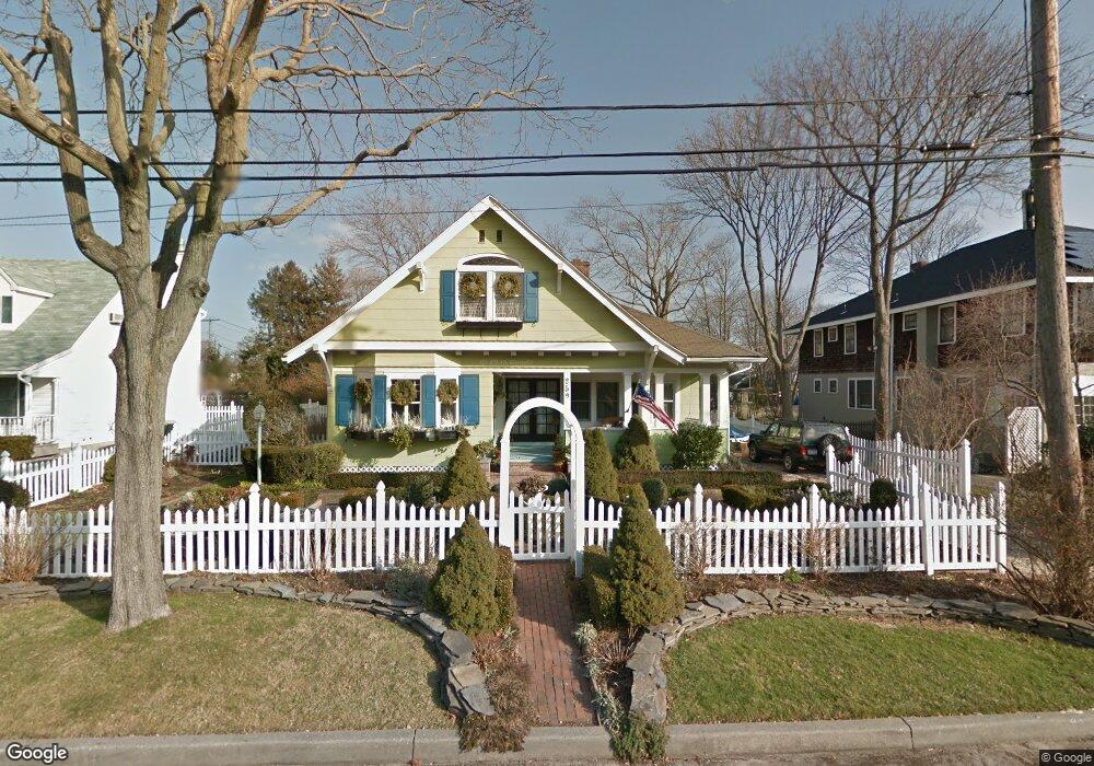 259 Handsome Ave, Sayville, NY 11782 - photo 1