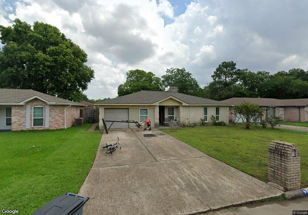 16703 Forest Bend Ave, Friendswood, TX 77546 - photo 1