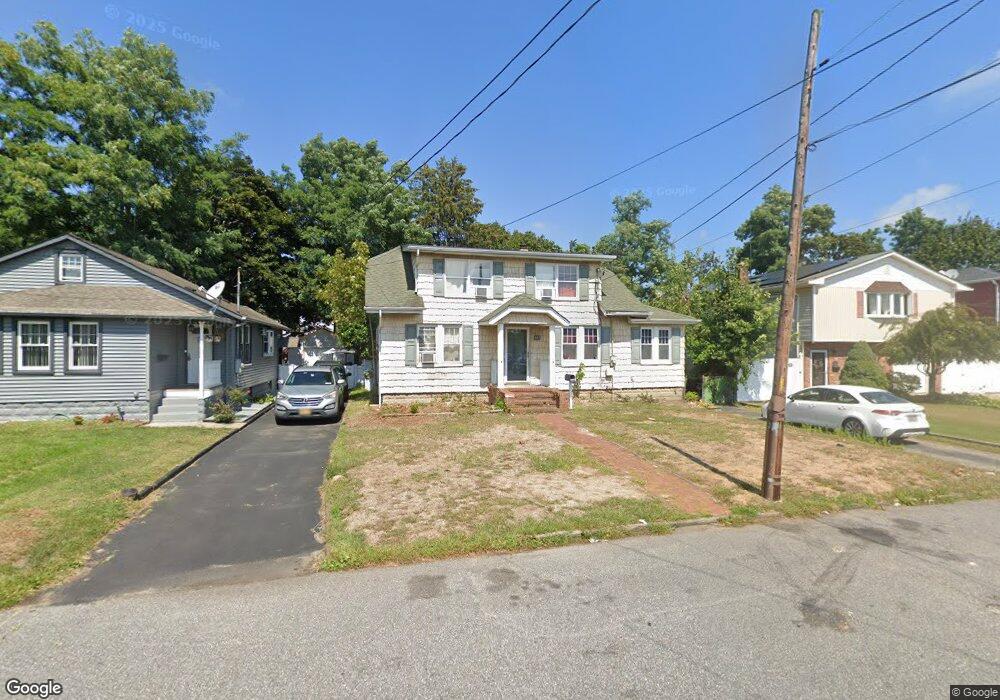 105 Garden St, Copiague, NY 11726 - photo 1