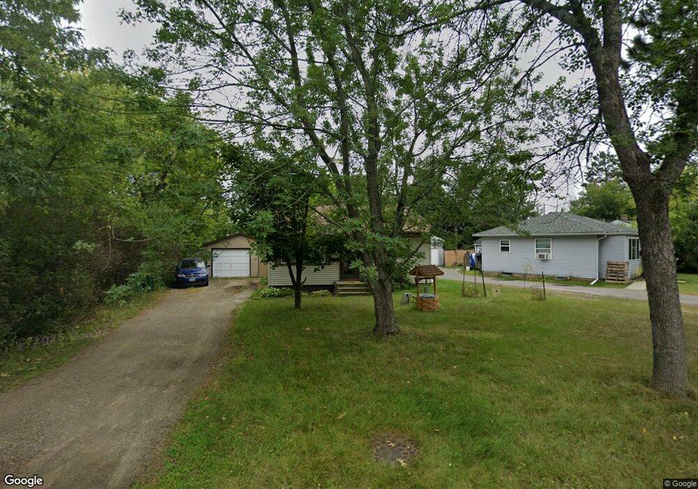 925 Clover Ln, Grand Rapids, MN 55744 - photo 1