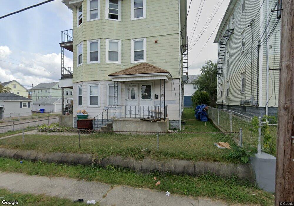 67 Larch St, Pawtucket, RI 02860 - photo 1