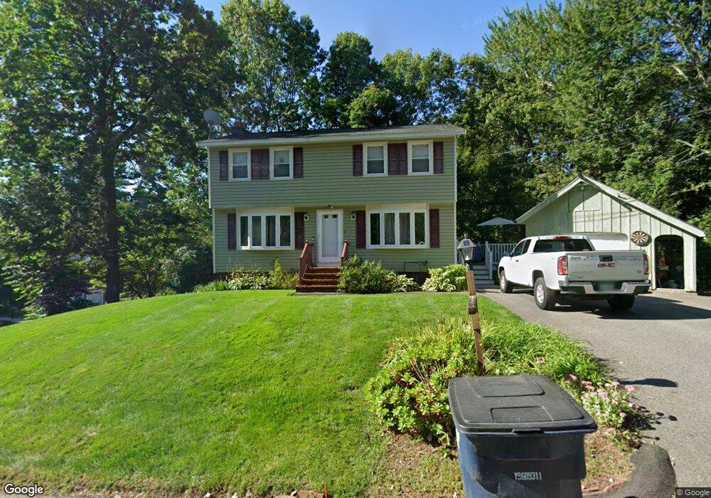 1 Cardiff Rd, Nashua, NH 03062 - photo 1