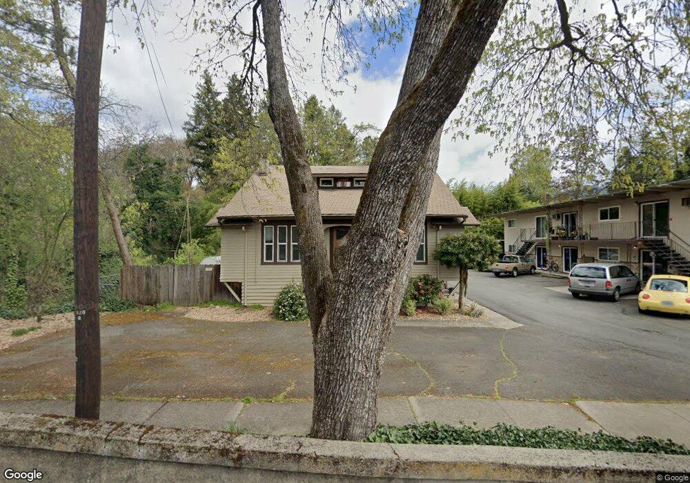 520 NW A St unit A, Grants Pass, OR 97526 - photo 1