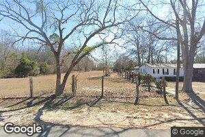 43 Renwick St, Lumber City, GA 31549