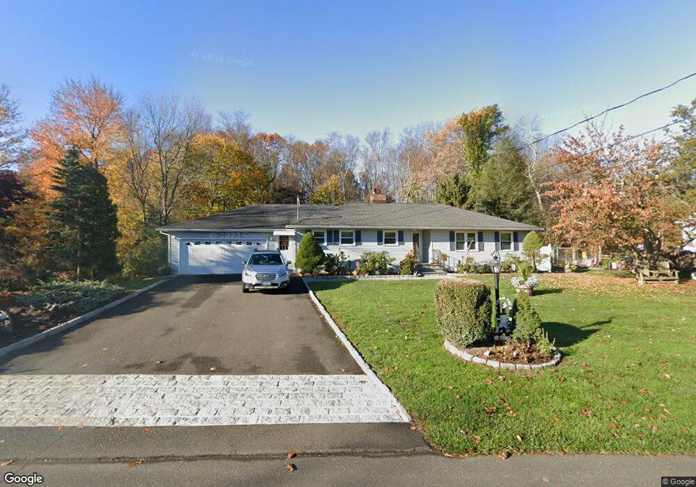 6 Fernbrook Dr, Brookfield, CT 06804 - photo 1