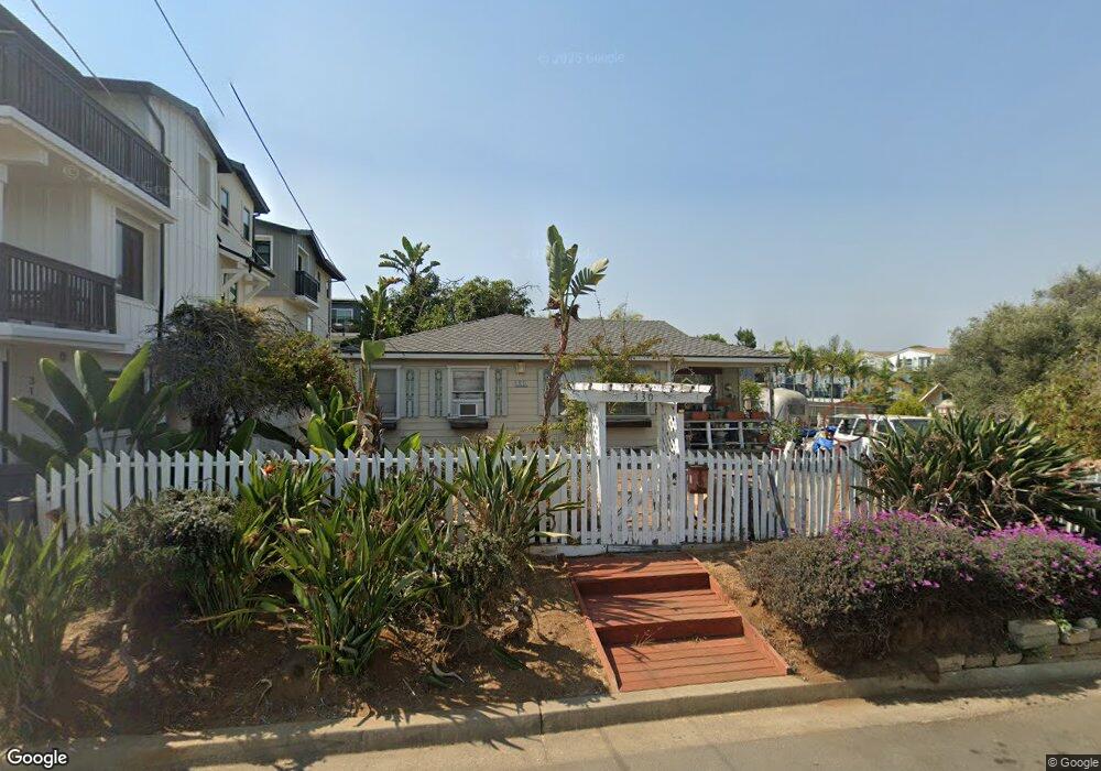 330 Hemlock Ave, Carlsbad, CA 92008 - photo 1