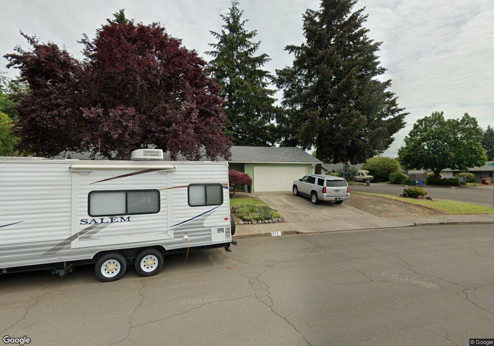 977 Saville Ave, Eugene, OR 97404 - photo 1