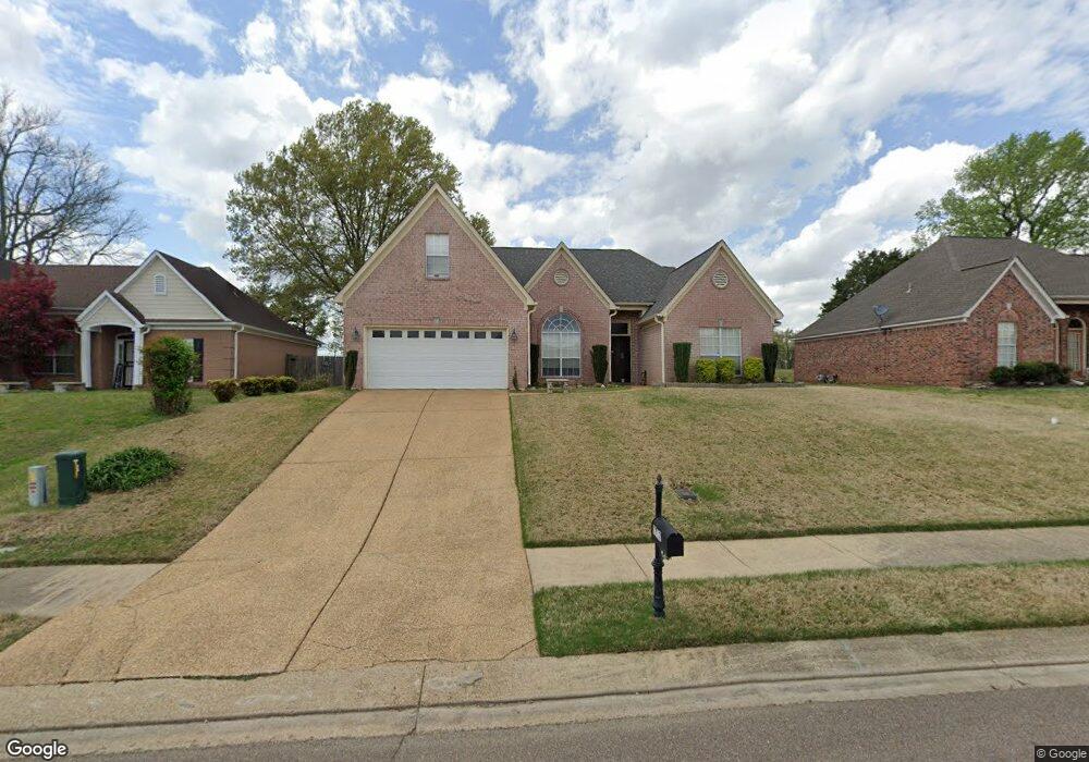 7717 Meadow Ridge Ln, Olive Branch, MS 38654 - photo 1